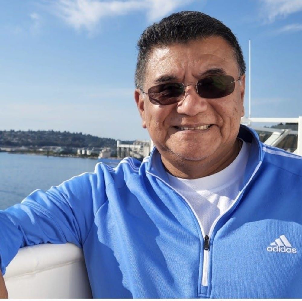 Meet your Posher, Luis